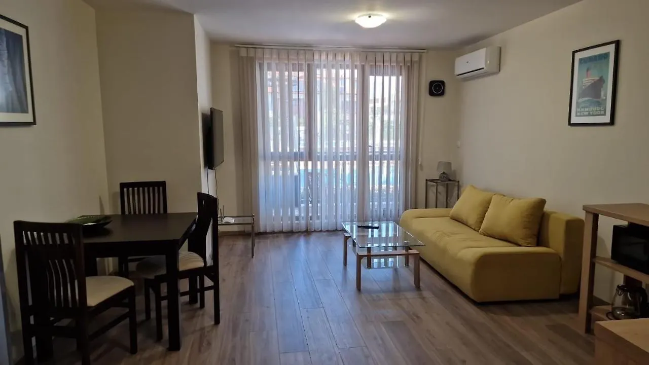 Sarafovo Resort Deluxe Бургас Апартаменты